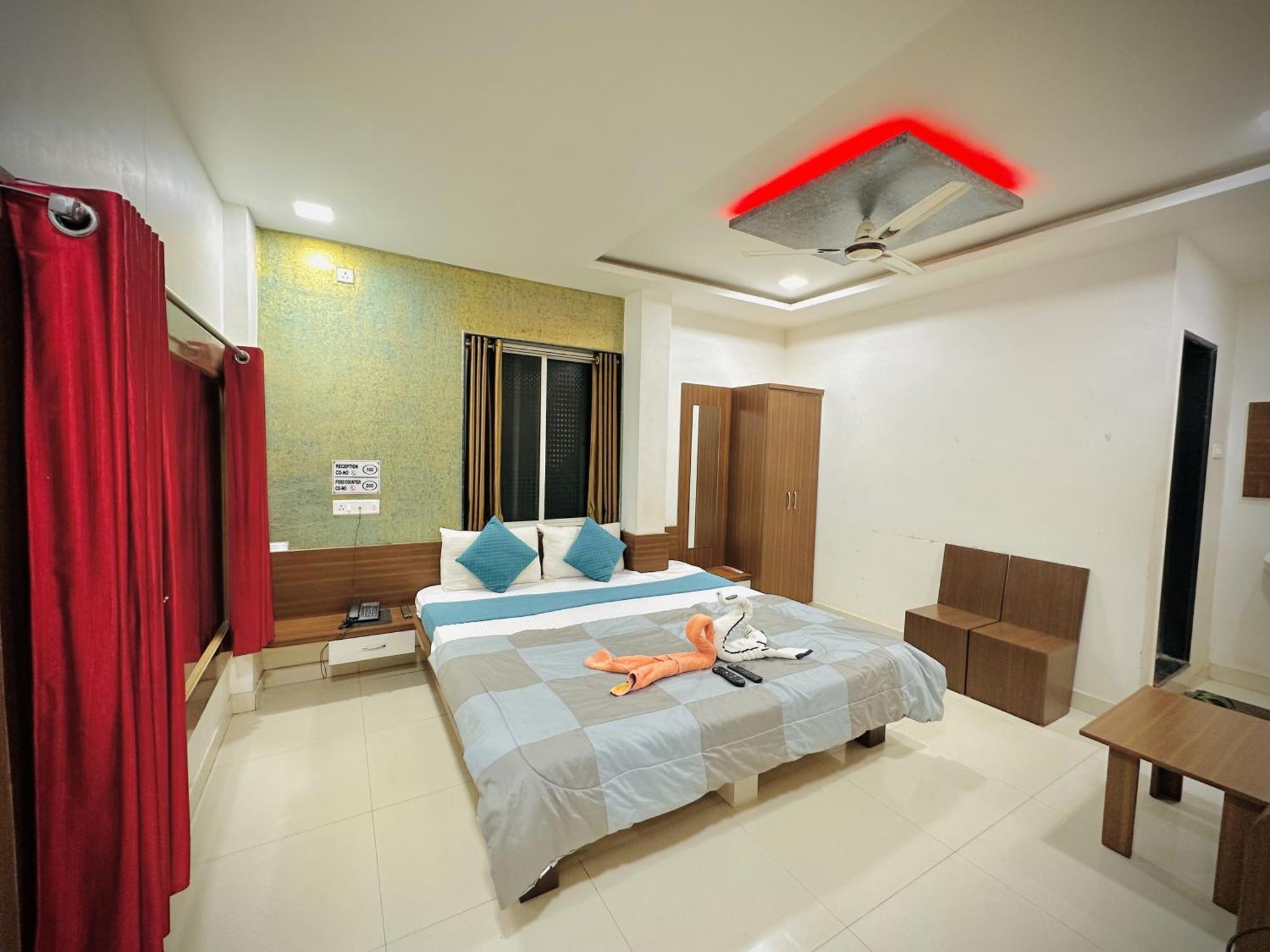 Hotel Sawai Executive Jadhavwadi Exterior foto