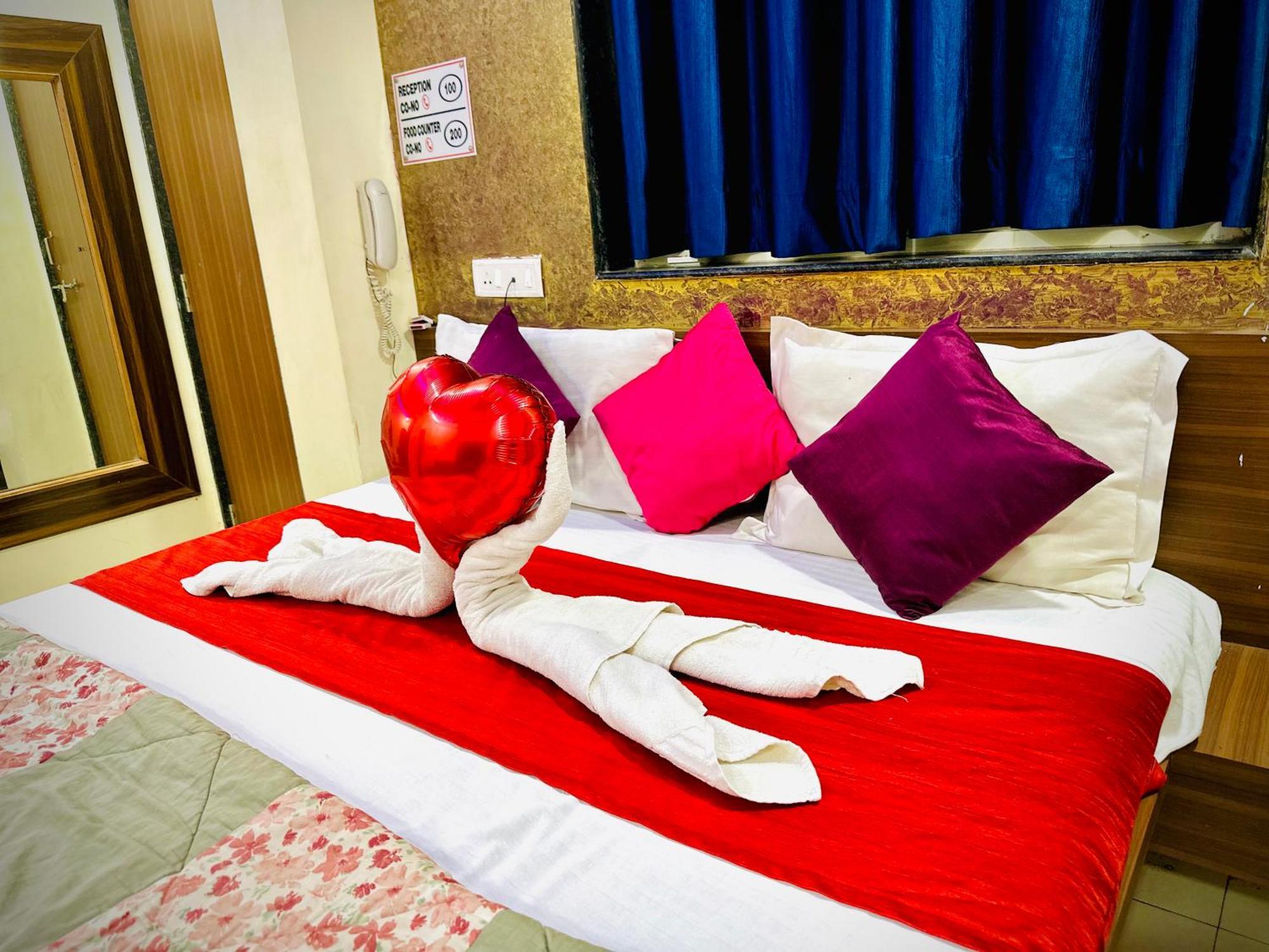 Hotel Sawai Executive Jadhavwadi Exterior foto