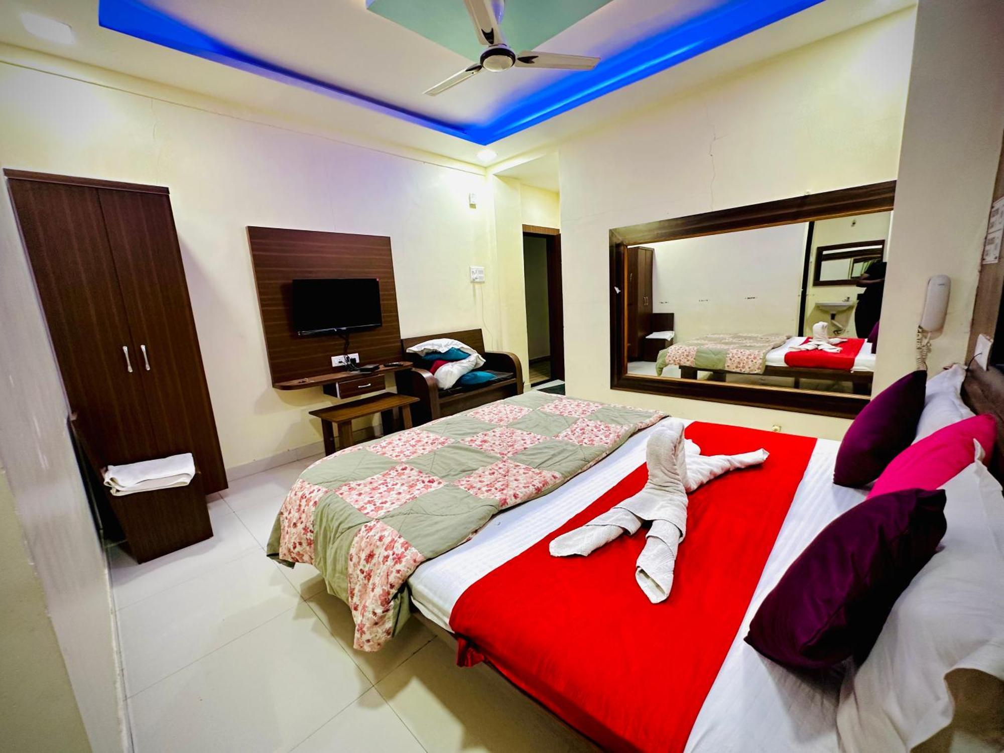 Hotel Sawai Executive Jadhavwadi Exterior foto