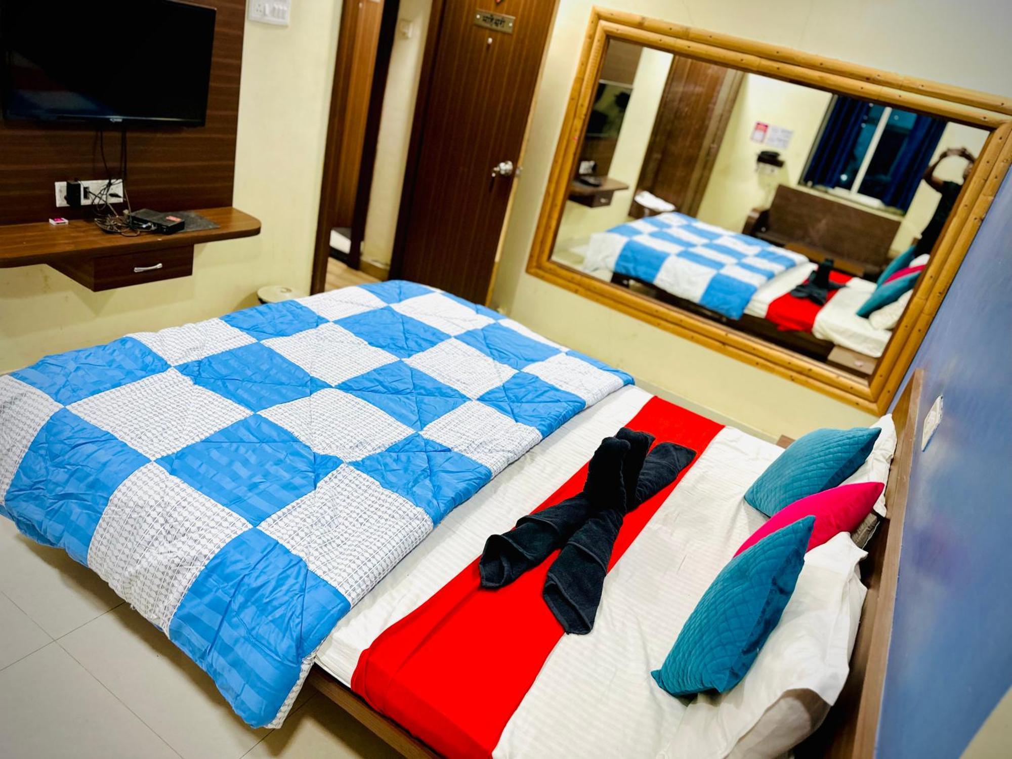 Hotel Sawai Executive Jadhavwadi Exterior foto